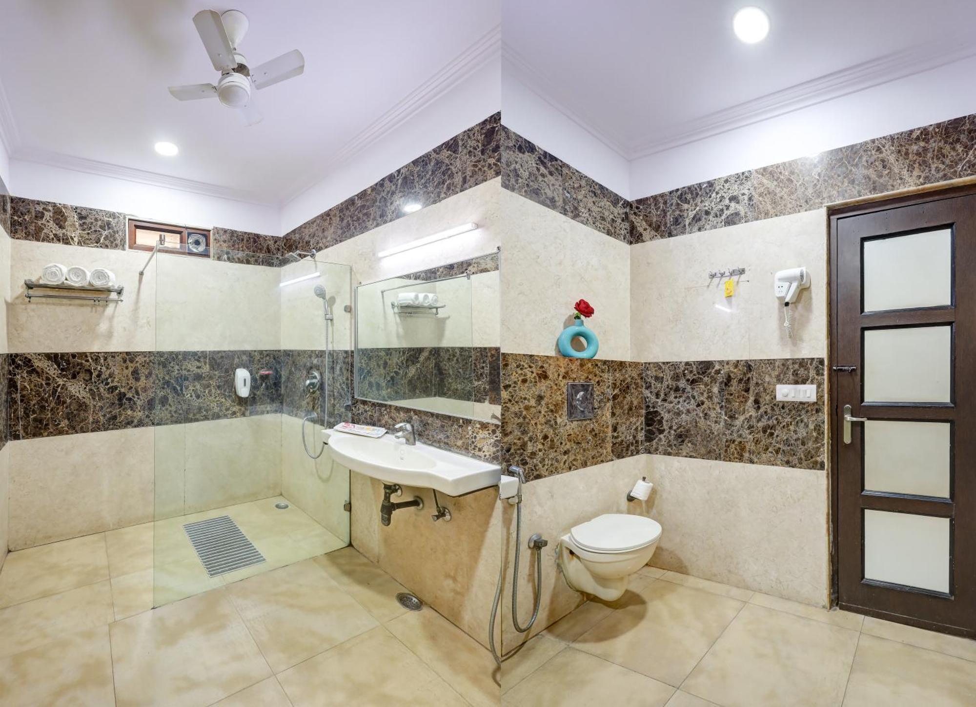 Hotel Singh Palace Delhi  Exterior photo